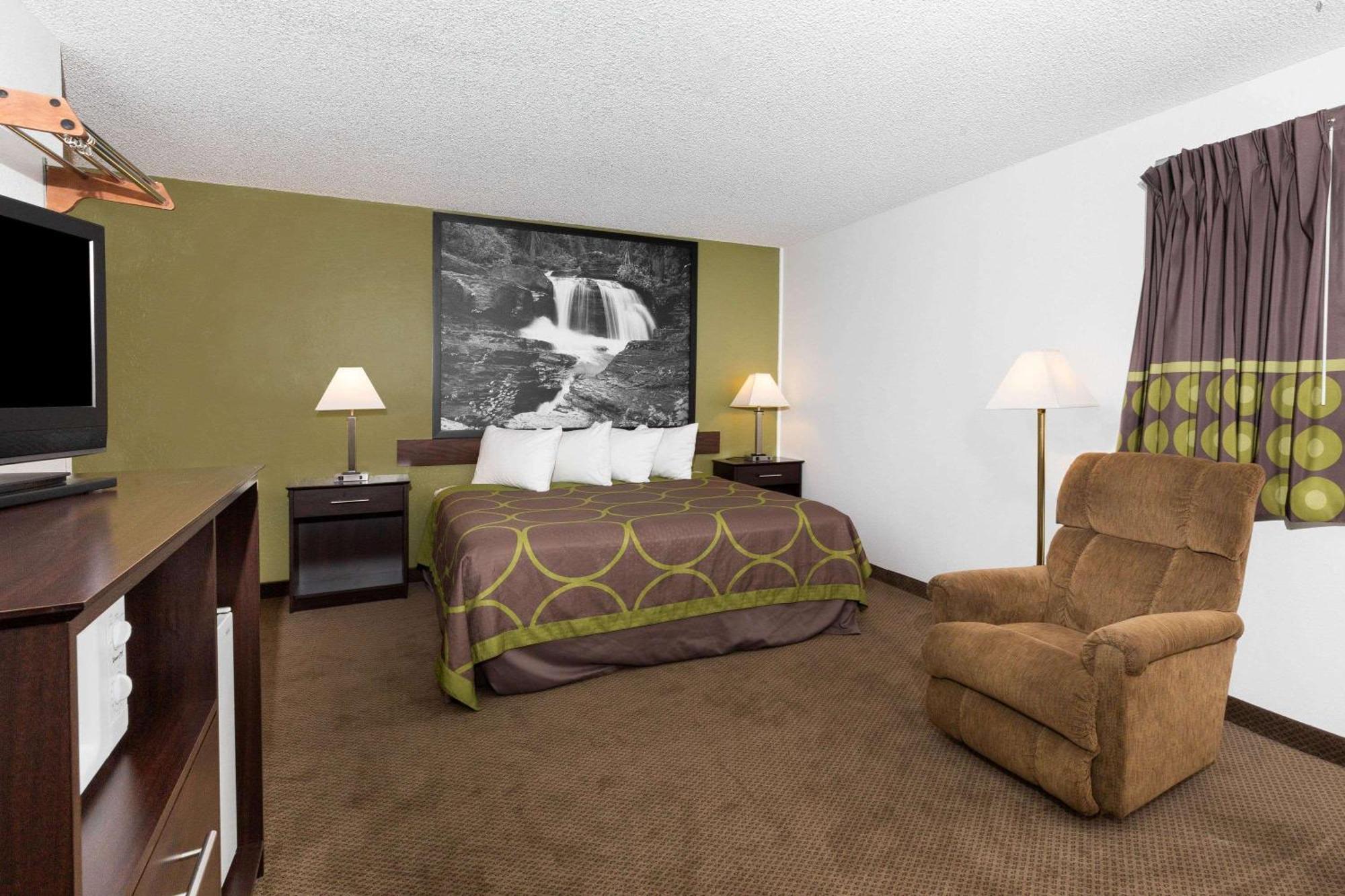 Super 8 By Wyndham Missoula/Brooks Street Hotell Eksteriør bilde